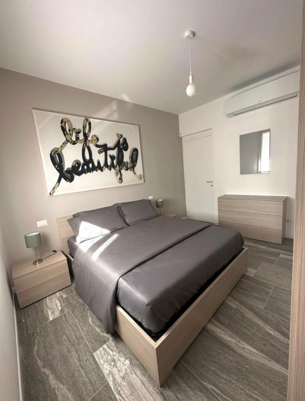 Essential Apartment Sesto San Giovanni Dış mekan fotoğraf